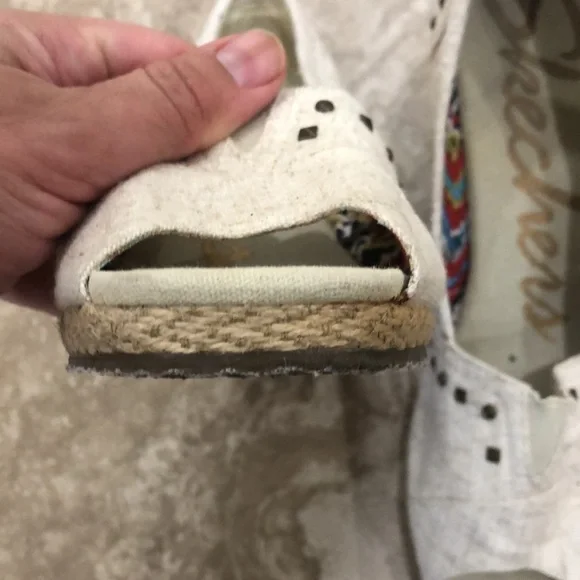 Skechers Womens Cloth Wedge (3.5”) Open Toe Sandals - Picture 10 of 12